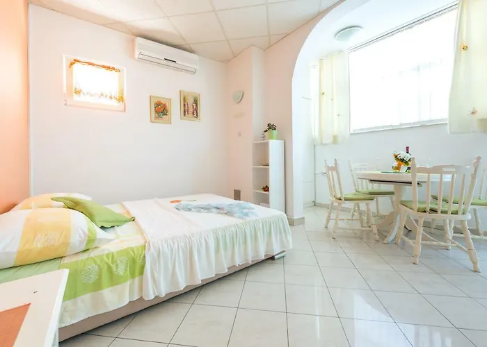 Lägenhet Cute & Cozy